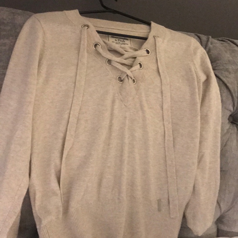 Abercrombie and fitch sweater